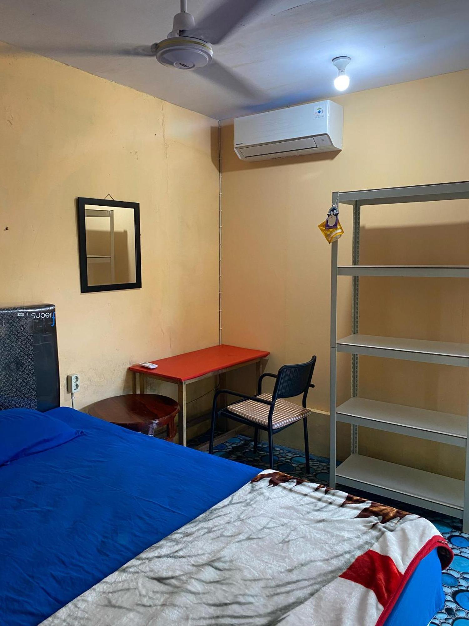 Harry & Mimin Homestay Gorontalo Exterior photo